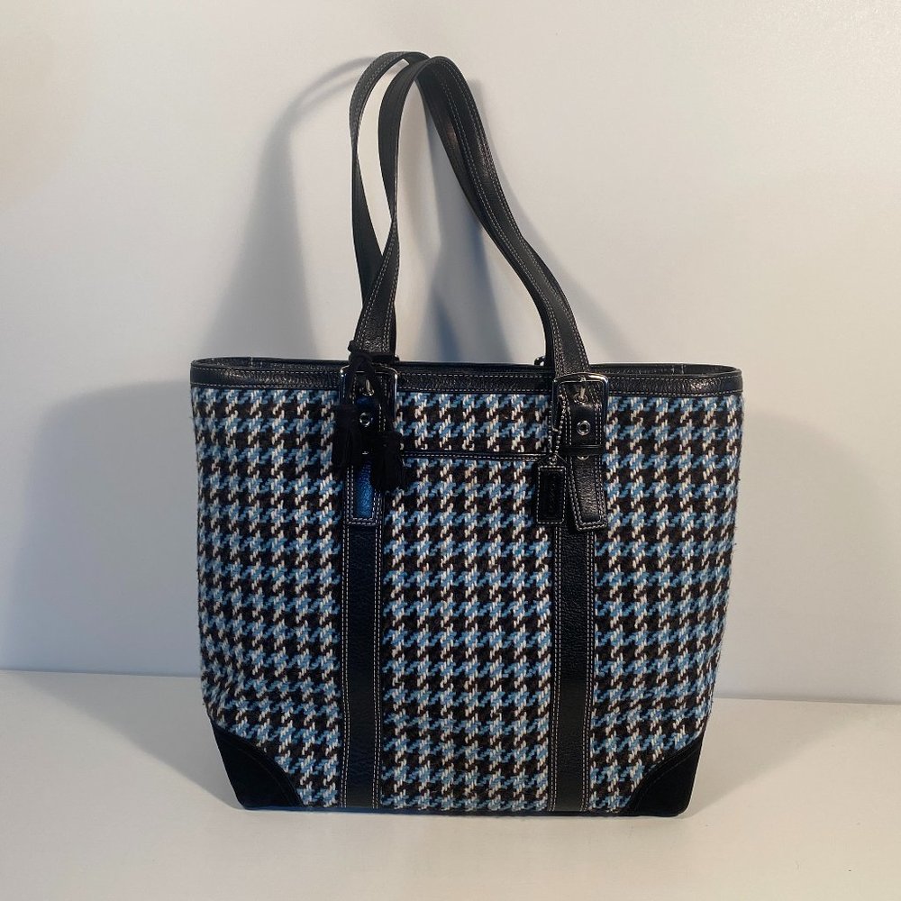 Stylish Black and Blue Houndstooth Tote Bag